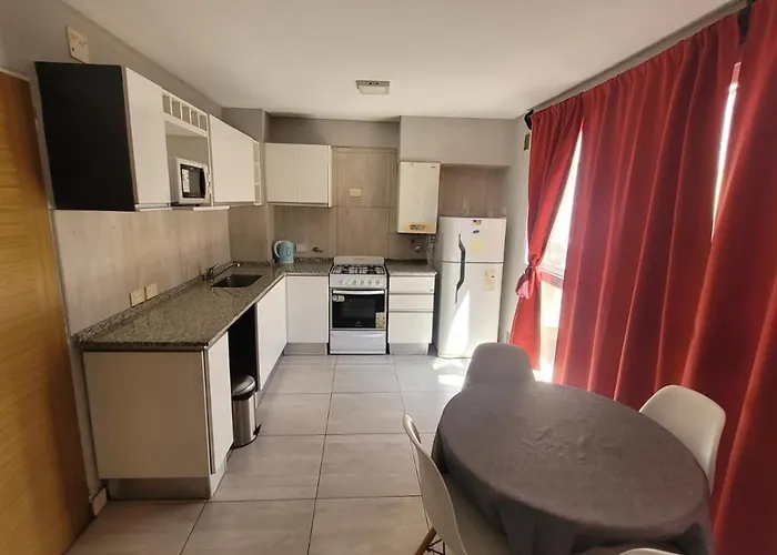 Dean Funes Suites 108